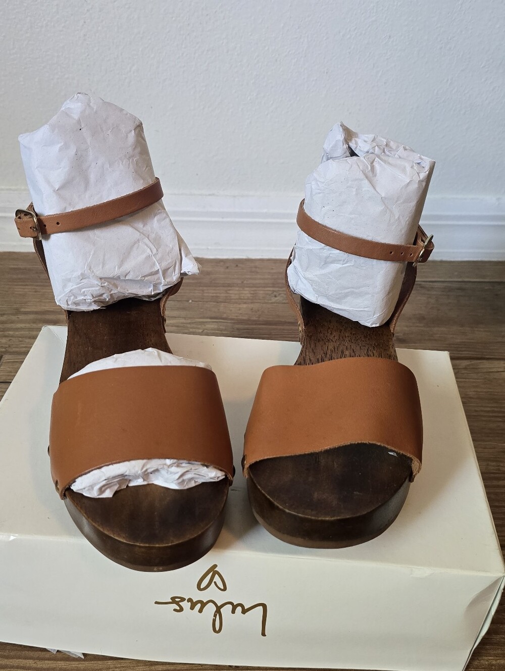 Lulus Willy Clogs In Cognac - Picture 5 of 9